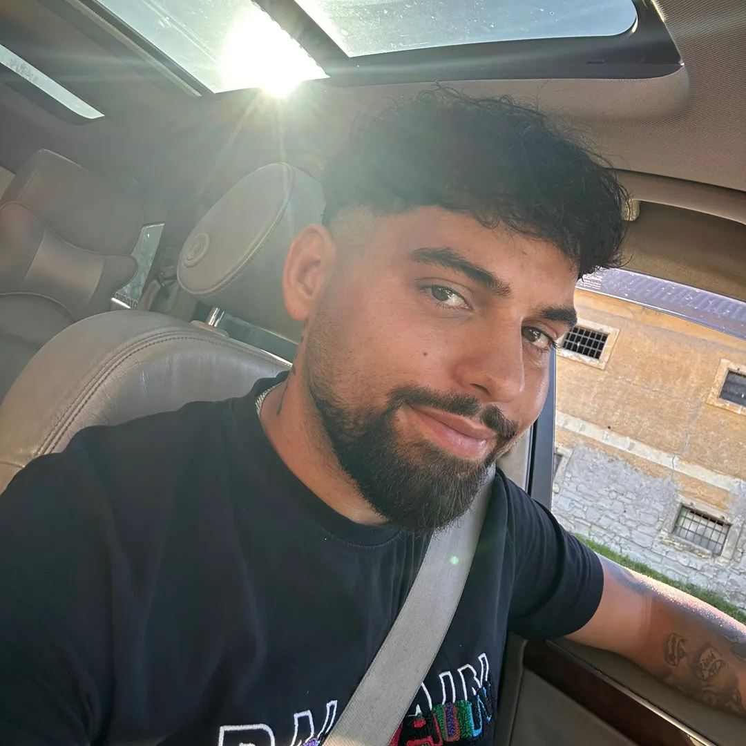KARESZ PAPA karcsy.suto