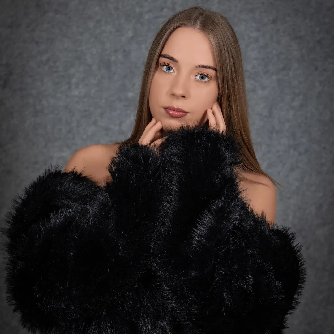 Mónii ✞ jkvbcs_moni