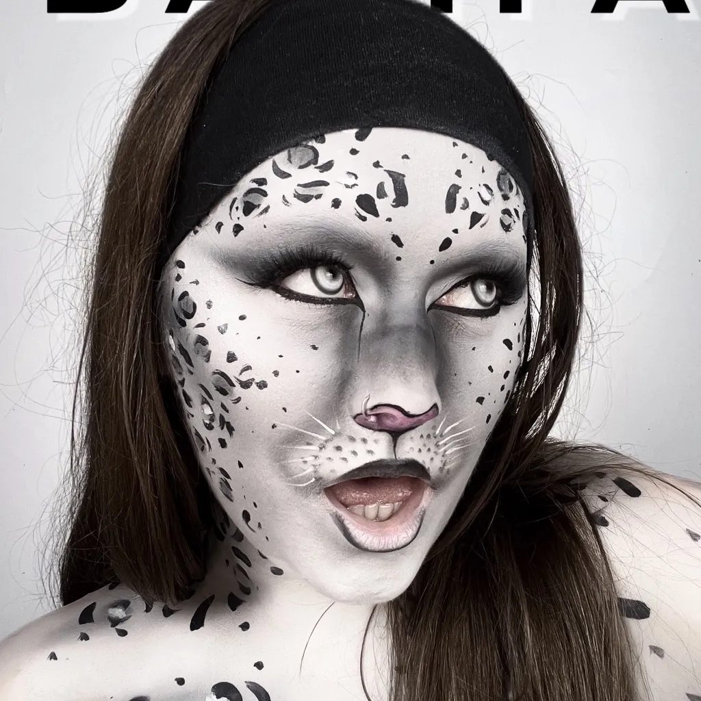 Tekla | te.makeupp te.makeupp