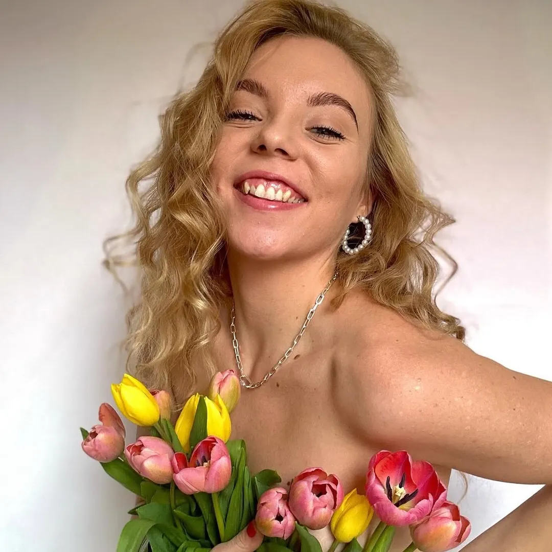 Laura Munkácsy laura_munkacsy