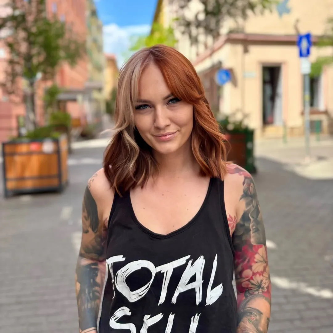 Vivkó Nails Official 🧡 vivkonails