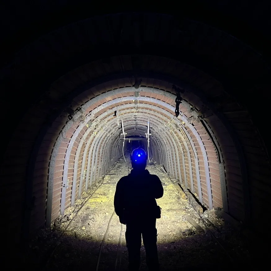 #lampasember alex_flashlight