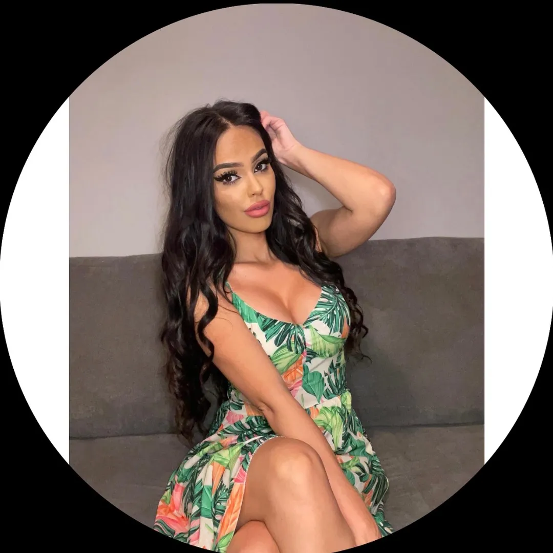 ⭐️Reni⭐️ reniikovacs
