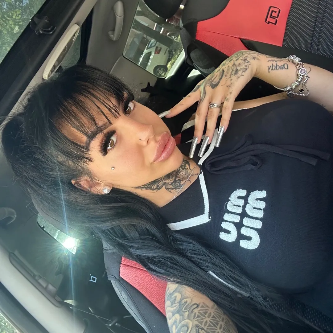 A N I 🖤 aniisafar