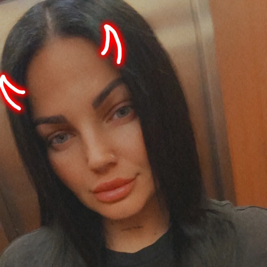 ugyanaz_a_miller_🥥🏳️🌈 ugyanaz_a_miller