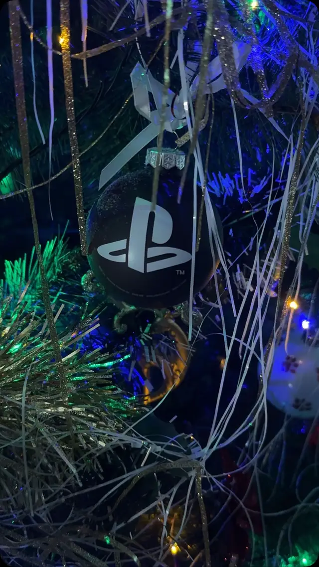 Vois allez etre team Playstation ou team Xbox sous le sapin cette année ? #playstation #xbox Vois allez etre team Playstation ou team Xbox sous le sapin cette année ? #playstation #xbox