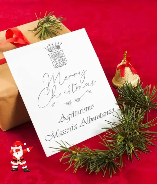 Mercoledì 25 dicembre 2024, regalati una giornata di sapori autentici e tradizioni natalizie con il nostro menu speciale di Natale: ✨ Aperitivo di benvenuto 🍴 Antipasti: Frittelle con mousse di ricotta forte e conserva di pomodorini Terrina di rape e fagioli Trancetti di baccalà in umido Flan di carciofi su fonduta di pecorino nostrano Terrina di polenta con straccetti di cinghiale 🍝 Primi: Paccheri trafilati al bronzo al ragù di cinghiale Risotto alle rape 🍖 Secondo: Tagliata di carne podolica con rucola e pomodorini Patate al rosmarino 🍇 Frutta di stagione 🍪 Dolci natalizi 🍷 Bevande: Vino Primitivo di nostra produzione, acqua, Coca Cola, caffè e amari 💰Prezzo: A persona: €55,00 Menù baby: €30,00 📞 Info e prenotazioni: +39 3337845113 Vivi la magia del Natale con una tavola ricca di sapori autentici. Prenota il tuo tavolo e celebra con noi! 🌟 #BBInPuglia #PranzoDiNataleInMasseria #NataleInProvinciaDiBari