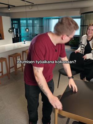 Saaks pomo kieltää istumisen kokonaan? 🙂↔️🙂↔️ #työelämä #tiktoksuomi #sinulle